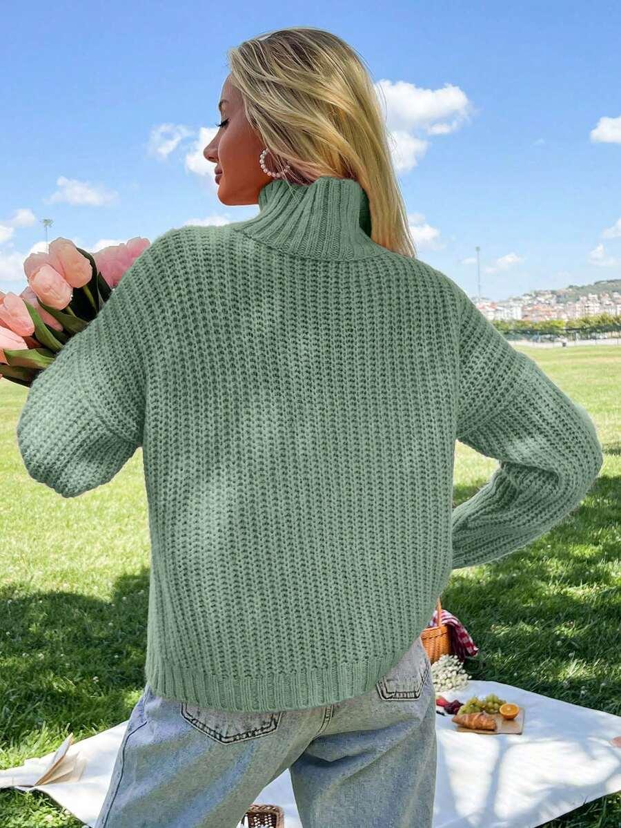 zielony sweter golf