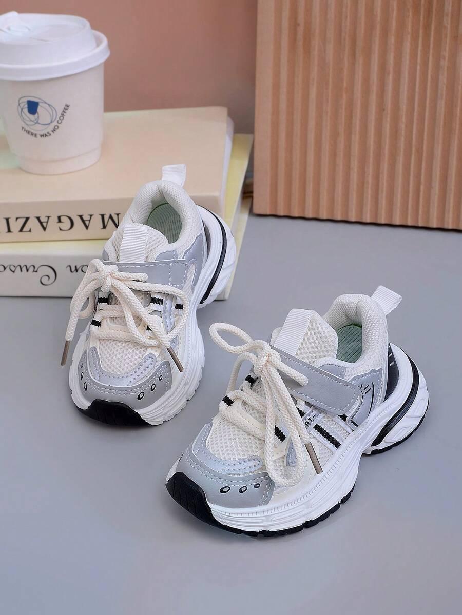 SZNUROWANE BUTY SPORTOWE