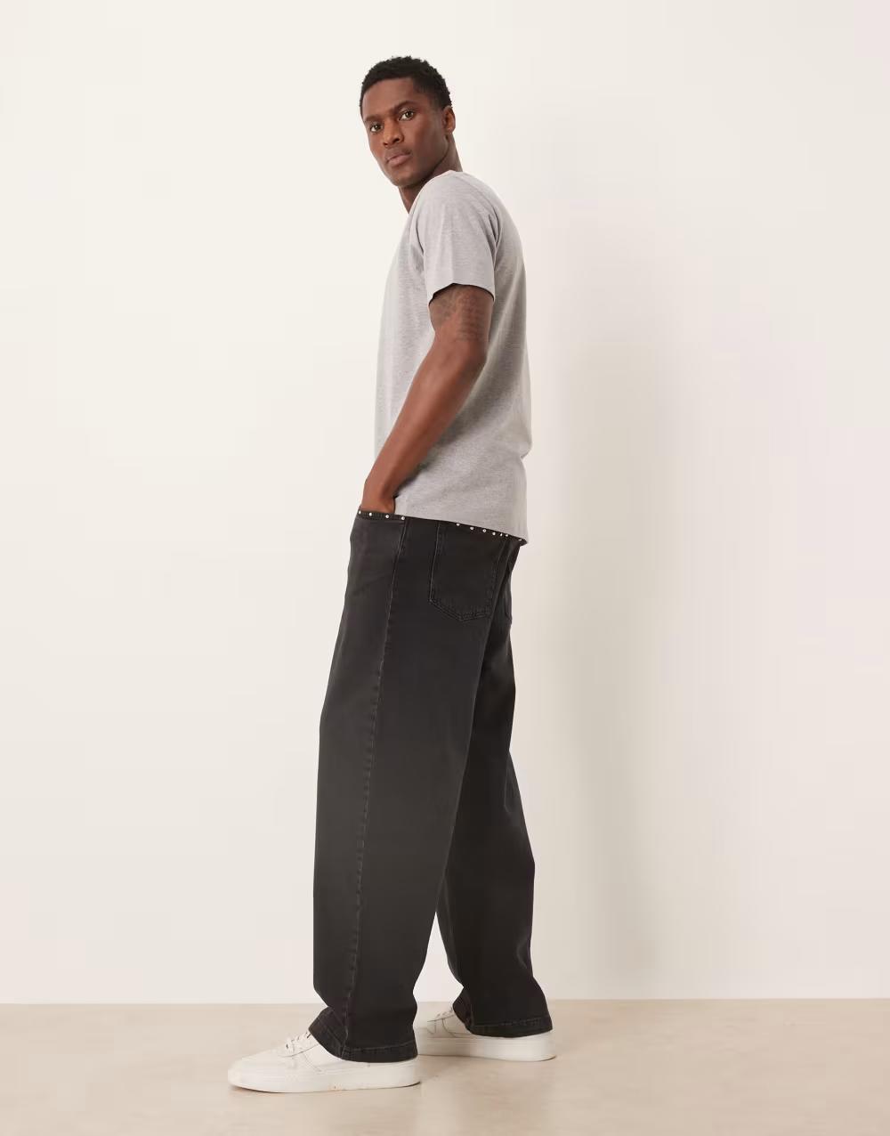 CZARNE SPODNIE JEANS