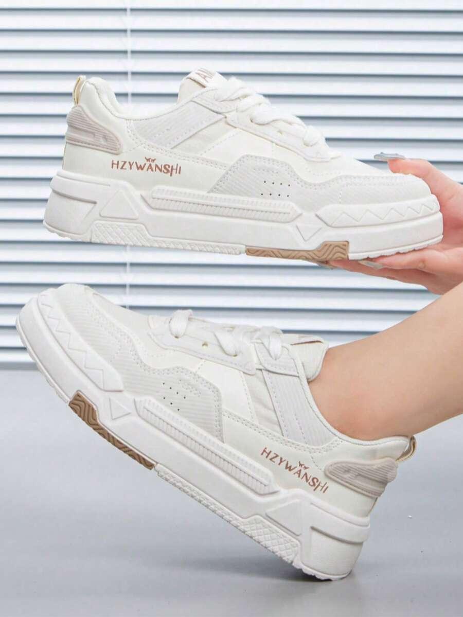 BIAŁE BUTY SPORTOWE