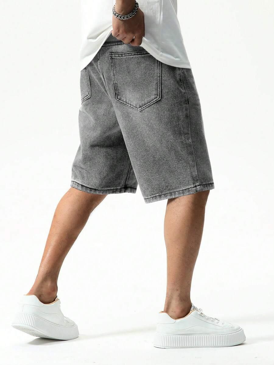 szare spodenki jeans
