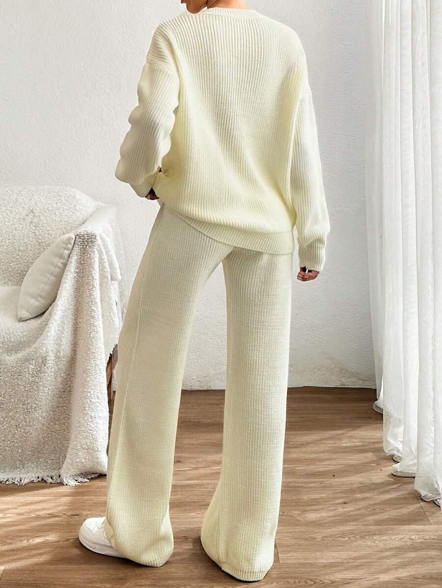 dzianinowy komplet sweter spodnie
