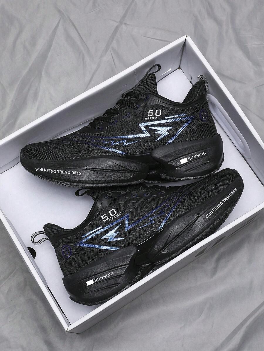czarne buty sportowe
