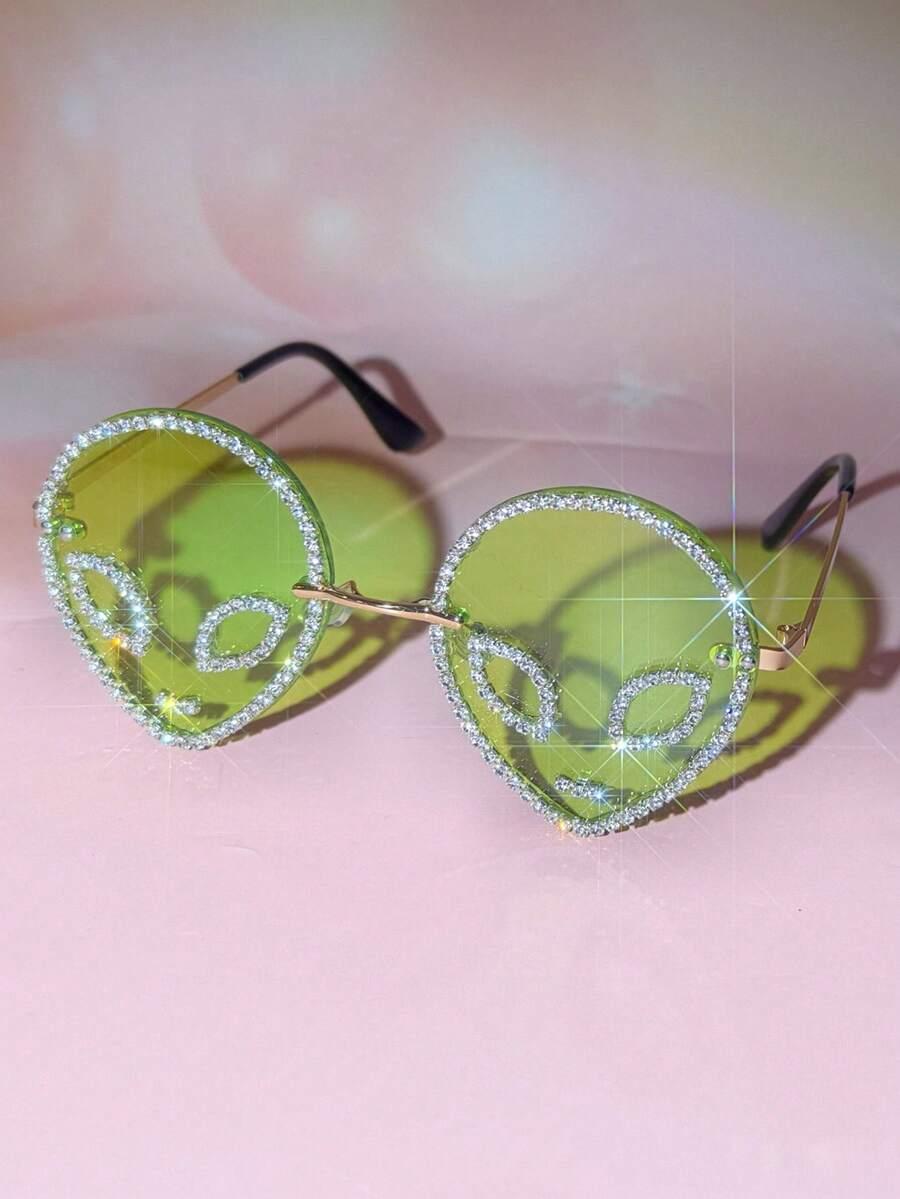 zielone okulary zdobienie