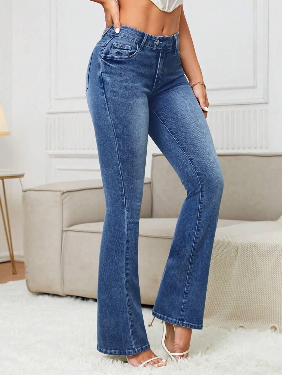 granatowe spodnie jeans 