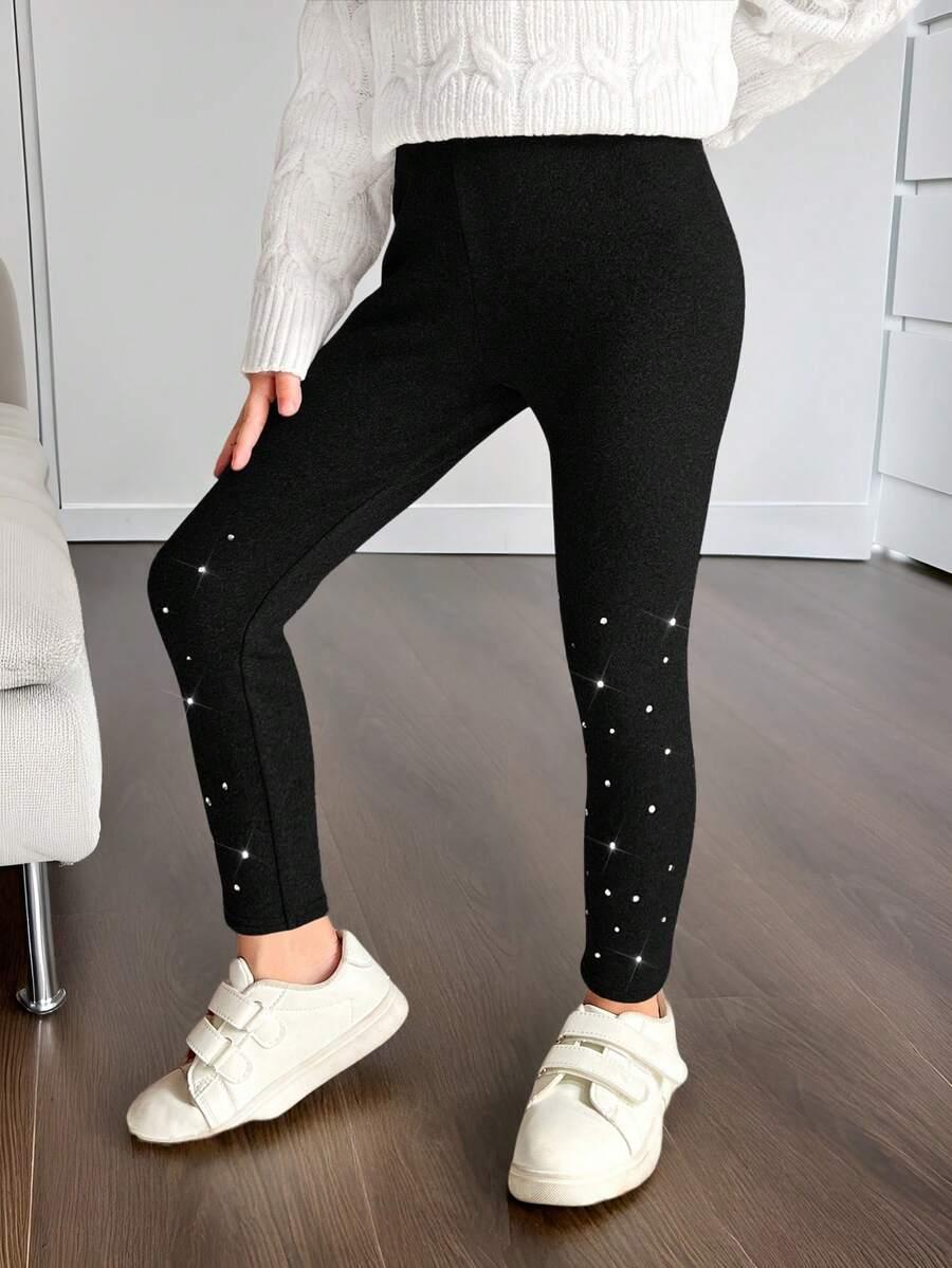 czarne legginsy zdobienia