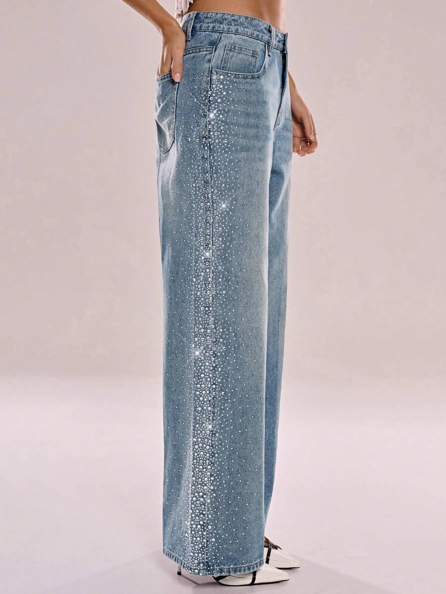 niebieskie spodnie jeans zdobienie 