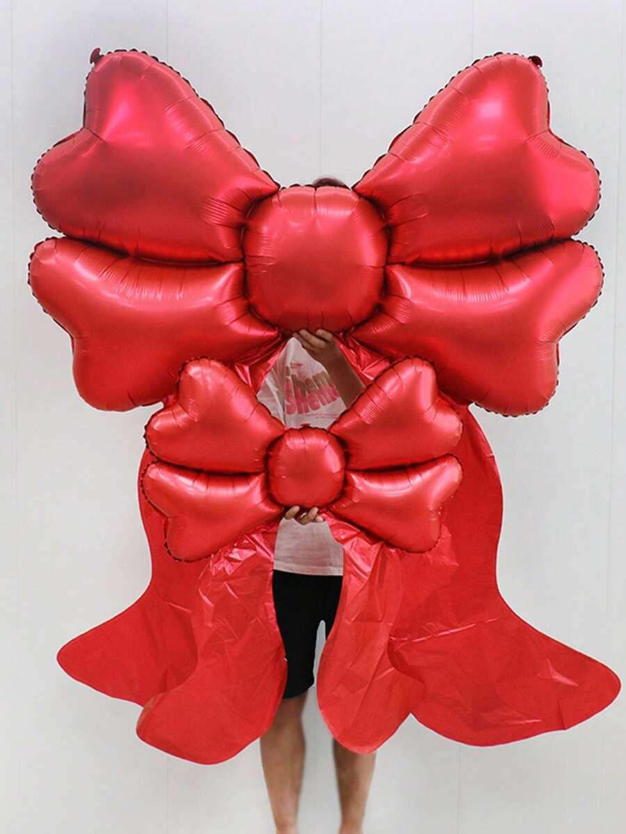 czerwony balon kokarda