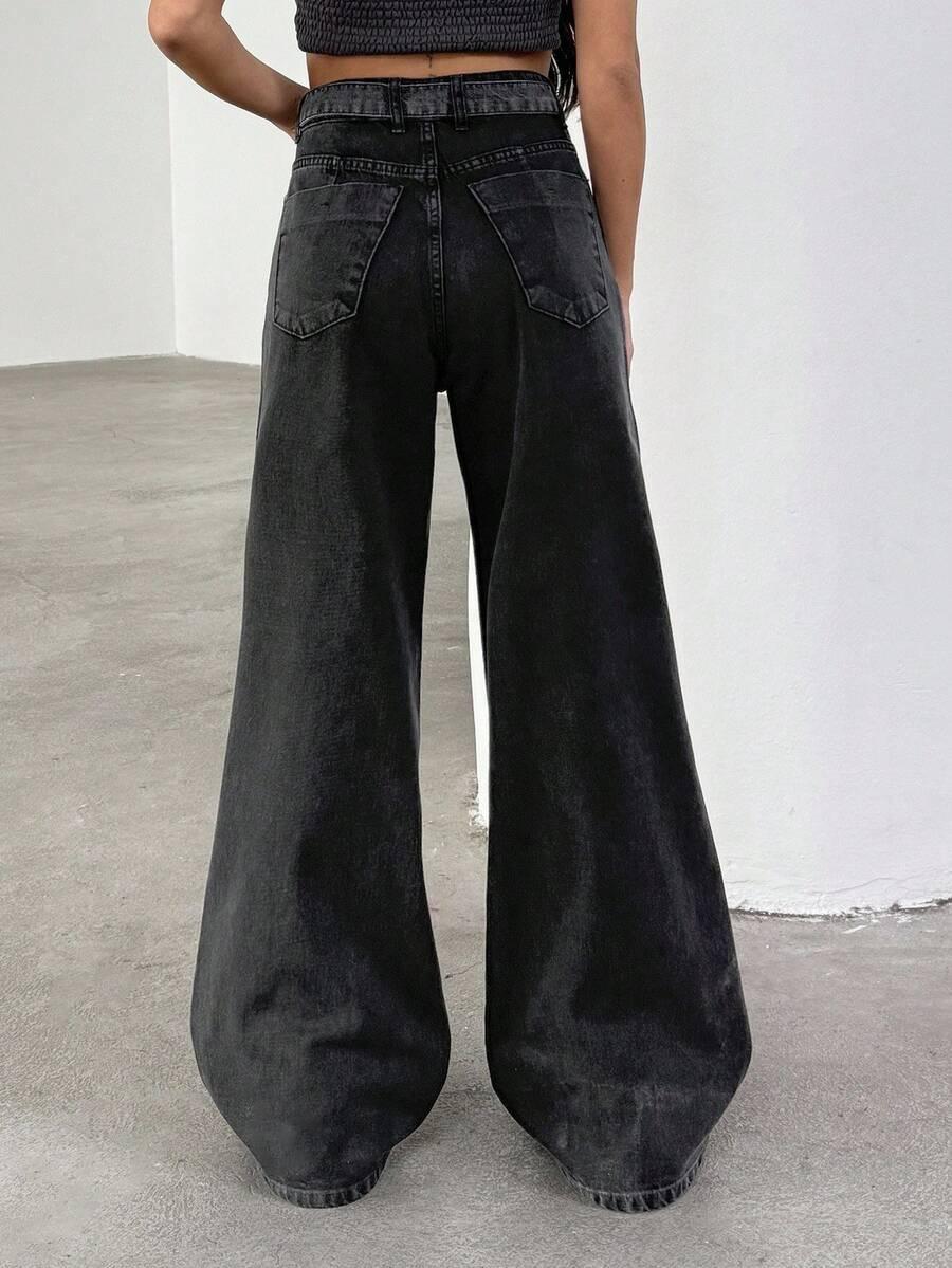 czarne spodnie jeans