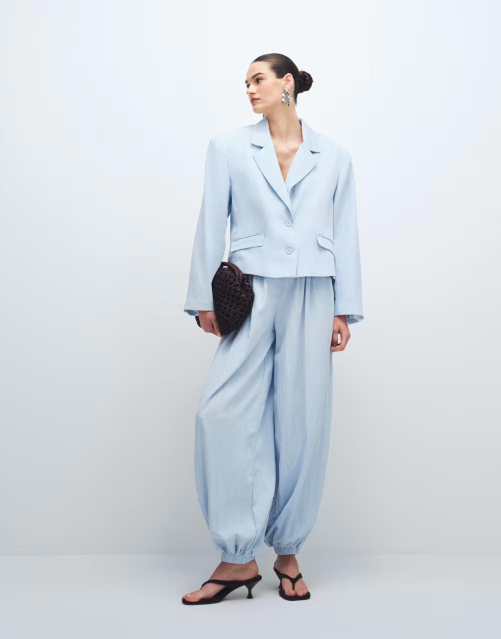 eleganckie niebieskie spodnie