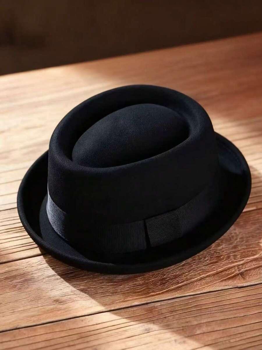 czarny klasyczny kapelusz
