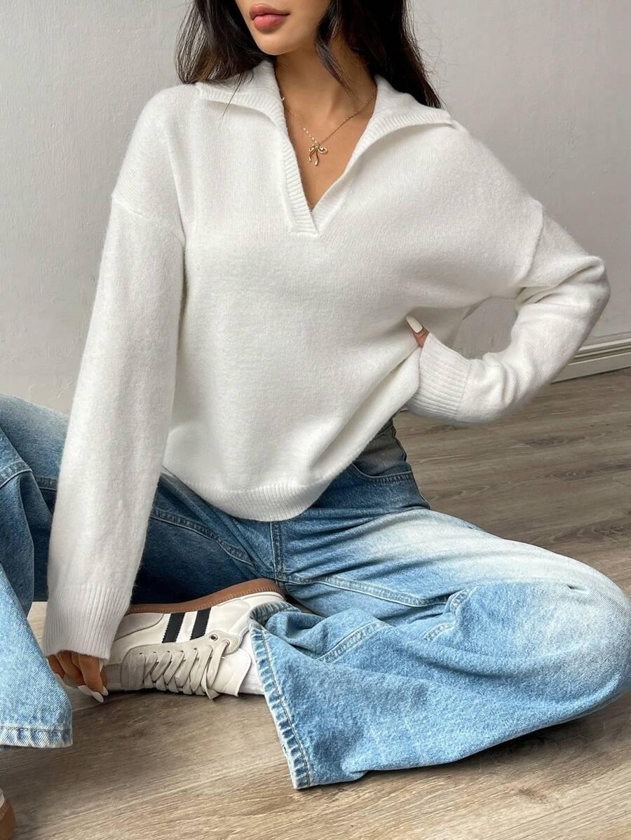 BIAŁY SWETER V-NECK