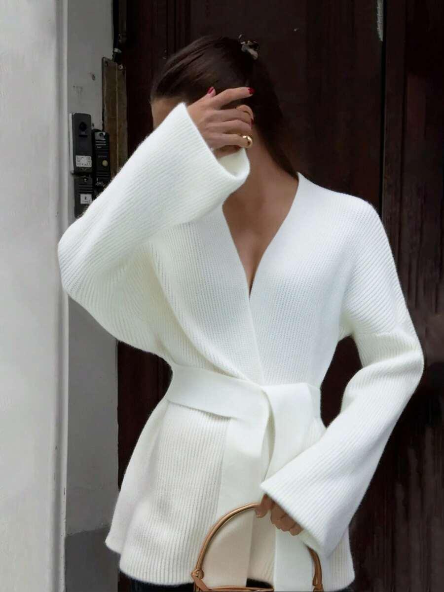 BIAŁY SWETER KARDIGAN