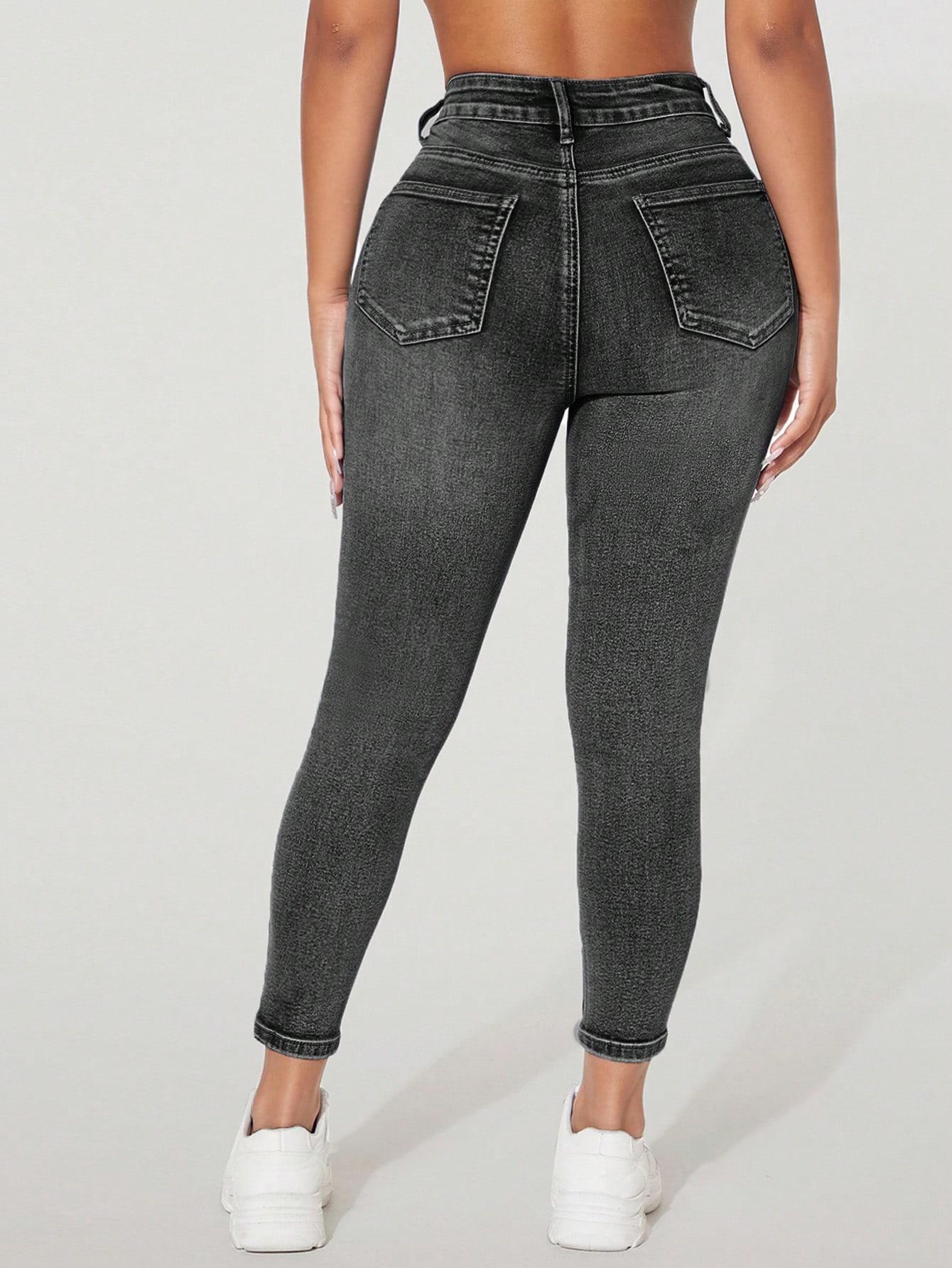 szare spodnie jeans rurki