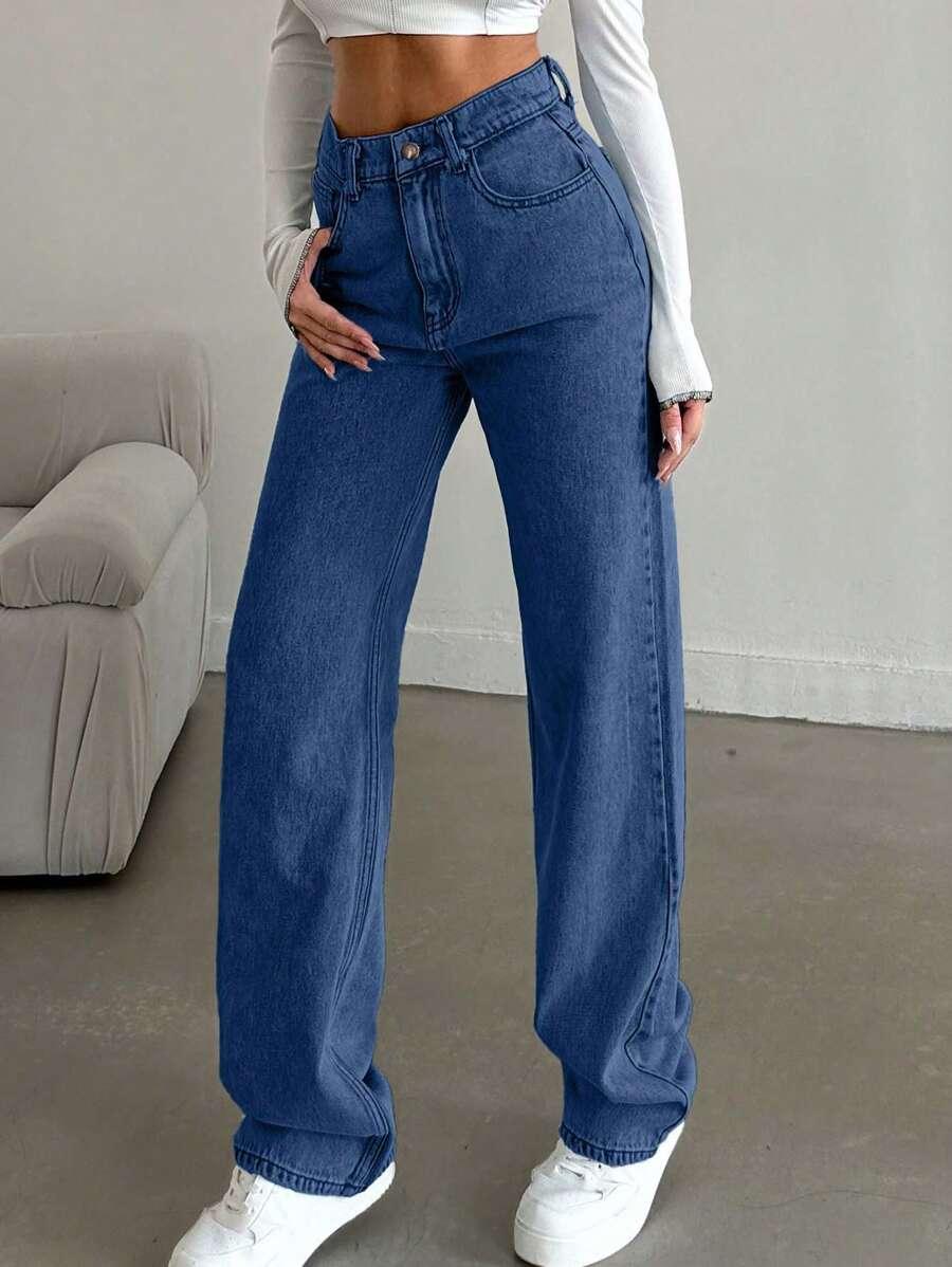 niebieskie spodnie jeans 