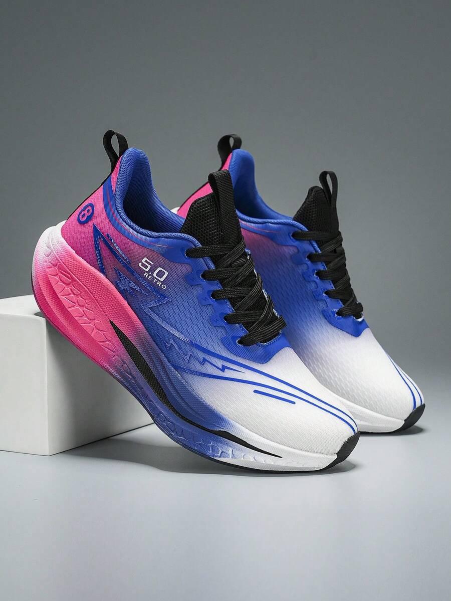 sznurowane buty sportowe