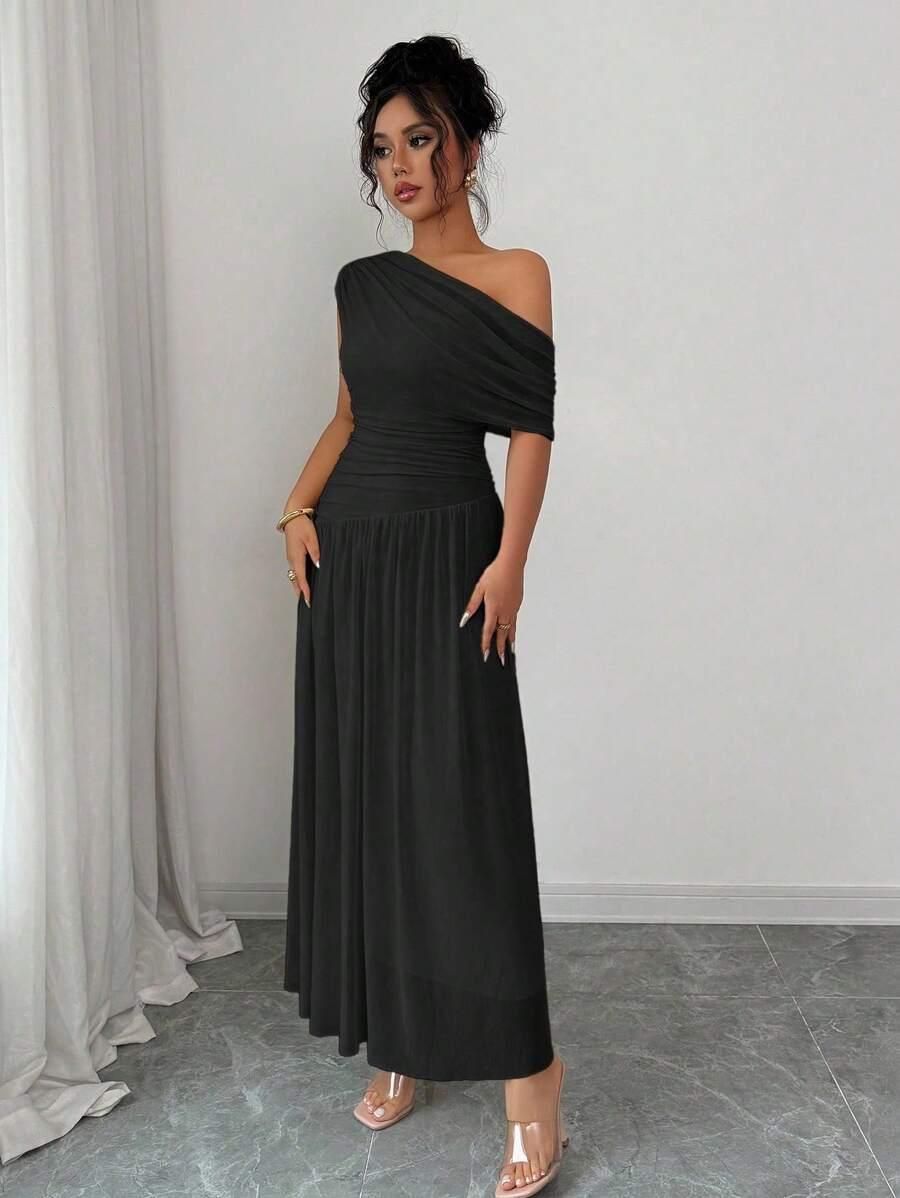 CZARNA MAXI SUKIENKA ASYMETRIA 