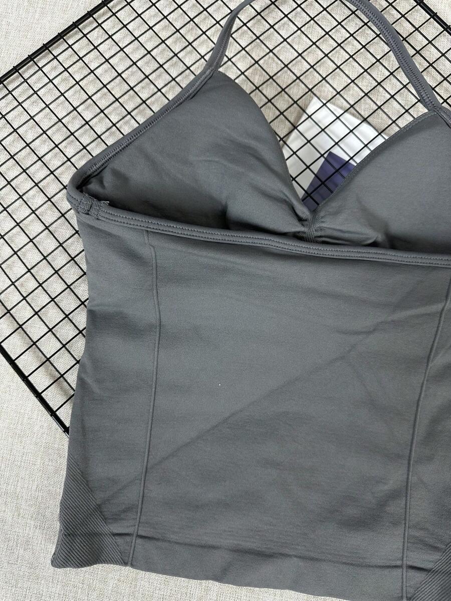 szary sportowy top