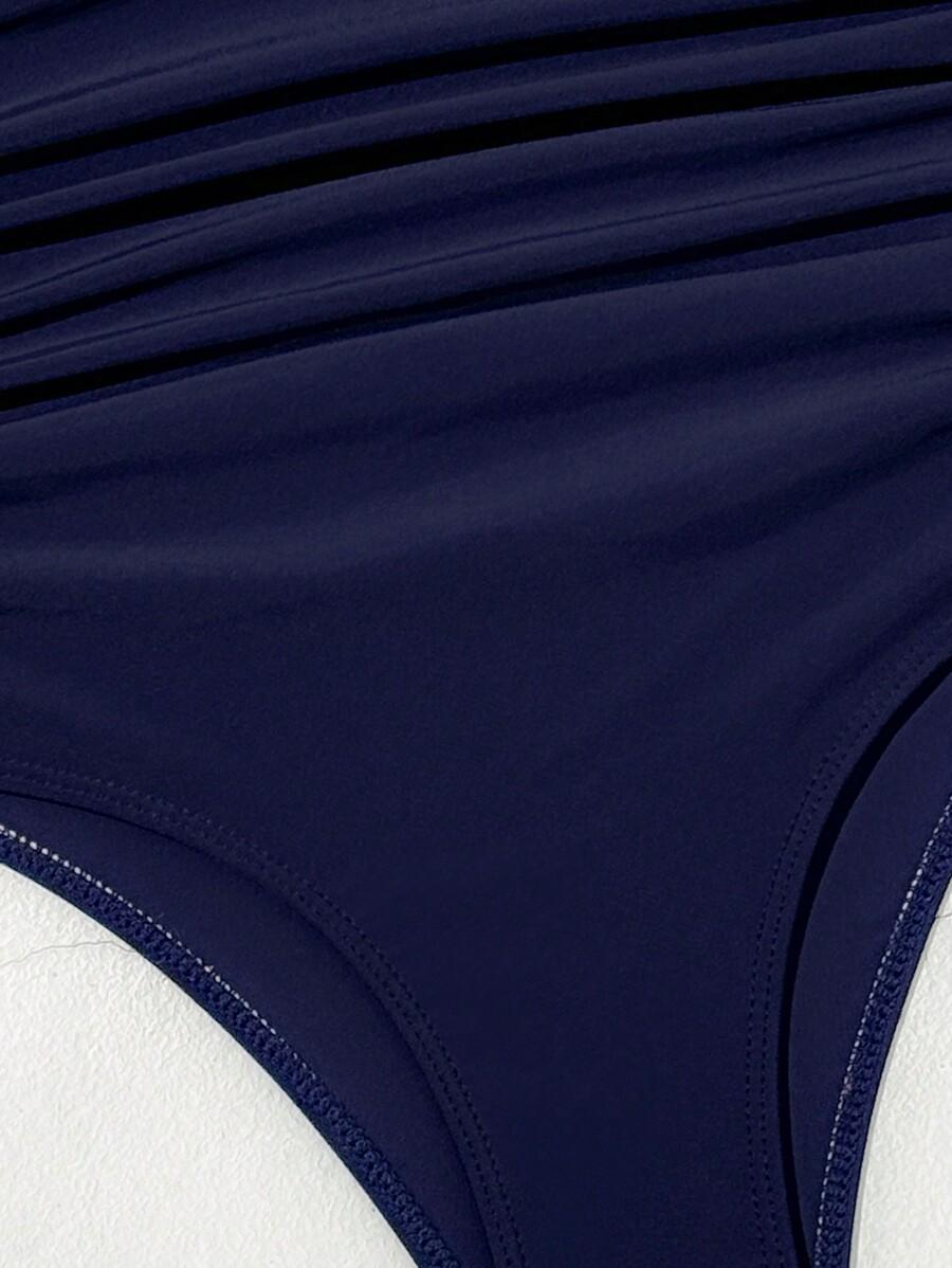 DÓŁ OD BIKINI