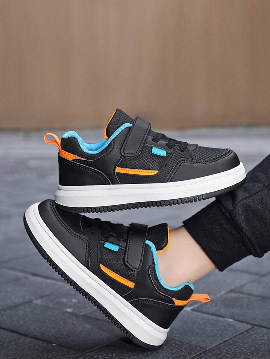 CZARNE SZNUROWANE BUTY SPORTOWE 