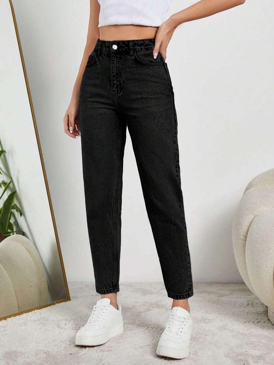 czarne spodnie mom jeans
