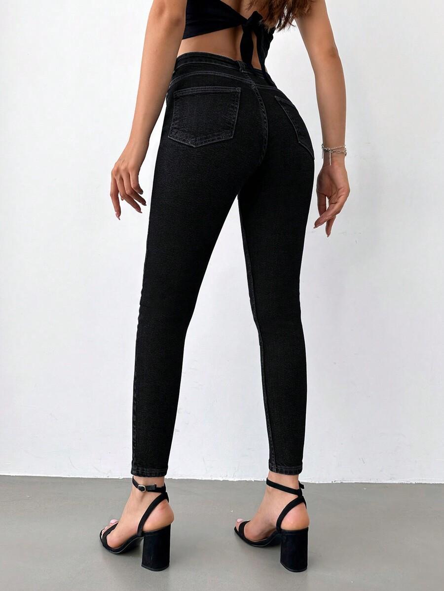 CZARNE SPODNIE JEANS RURKI