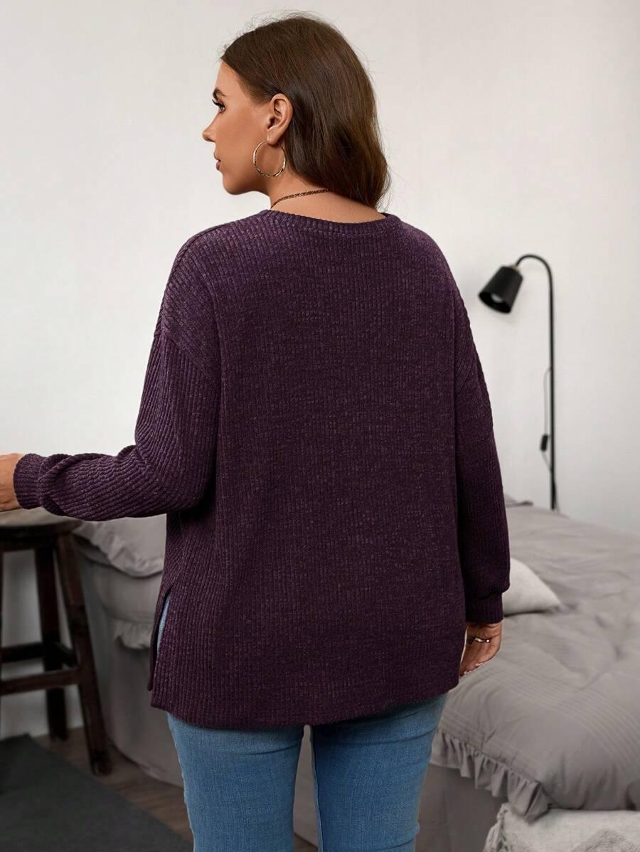 fioletowy sweter okrągły dekolt