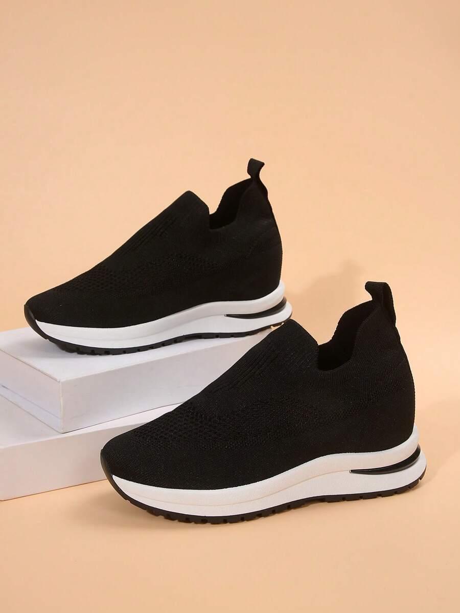 czarne wsuwane buty