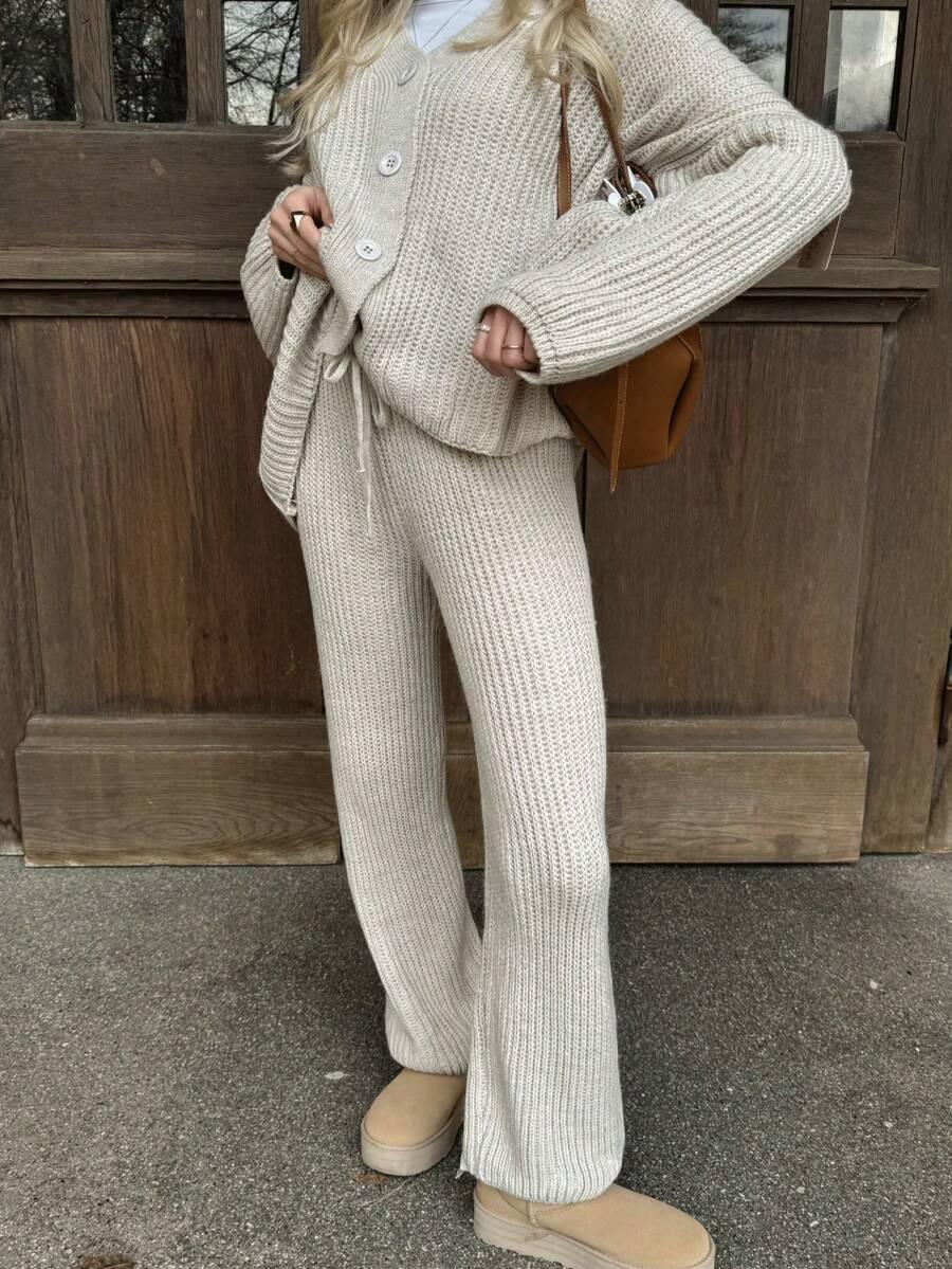 DZIANINOWY KOMPLET SWETER SPODNIE