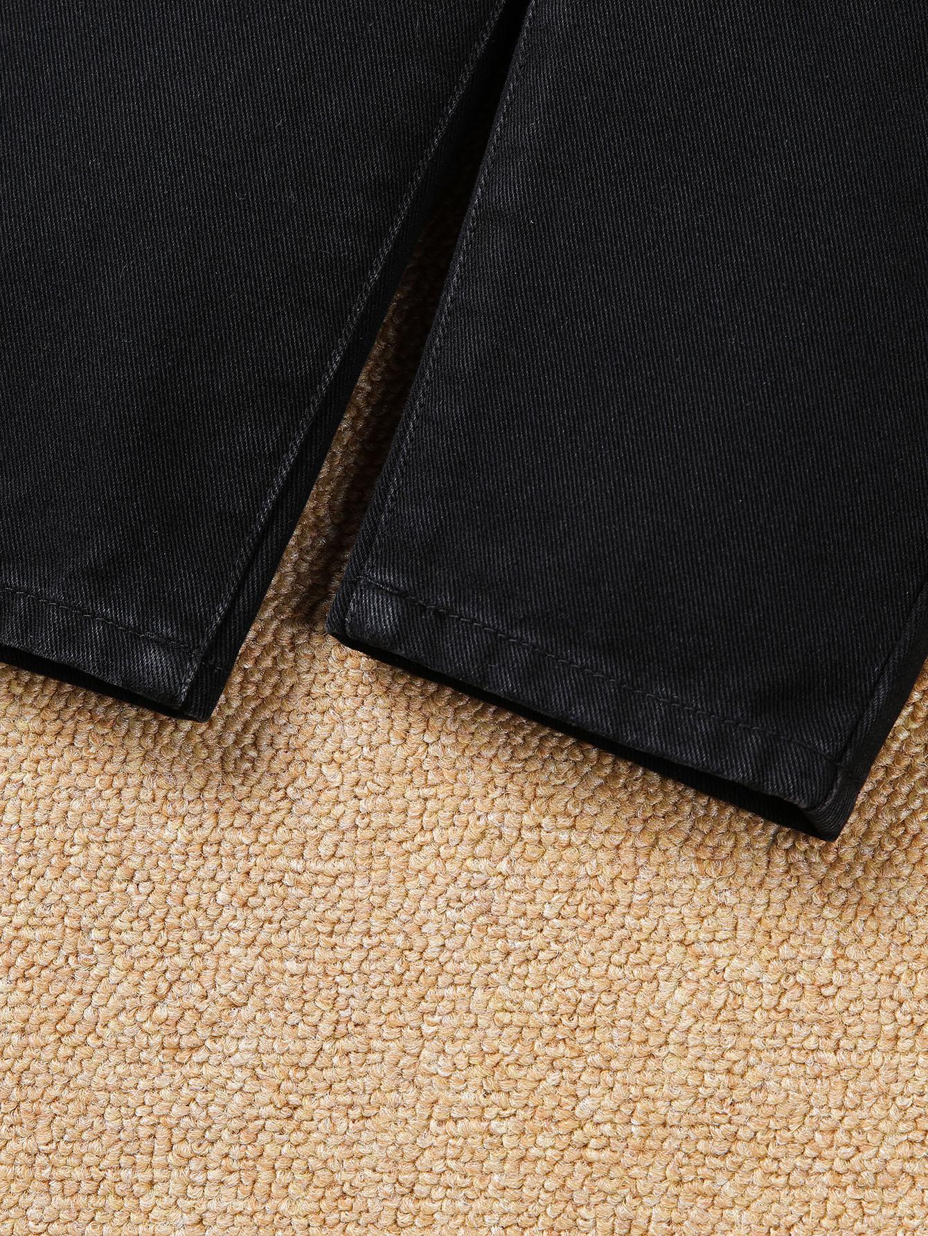 czarne spodnie jeans