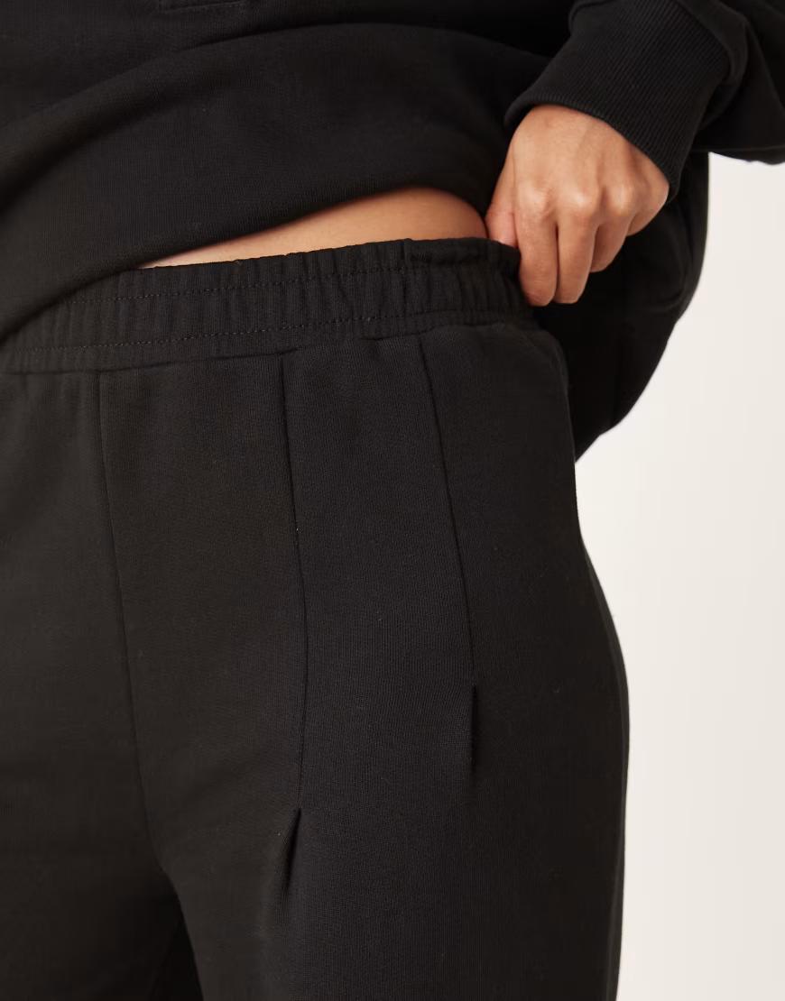 ZIELONE SPODNIE DRESOWE WIDE LEG PRZESZYCIA