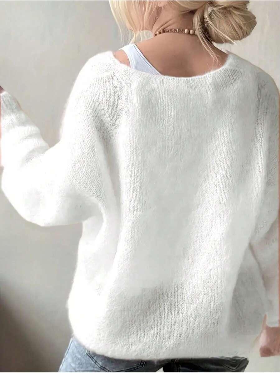 BIAŁY DZIANINOWY SWETER