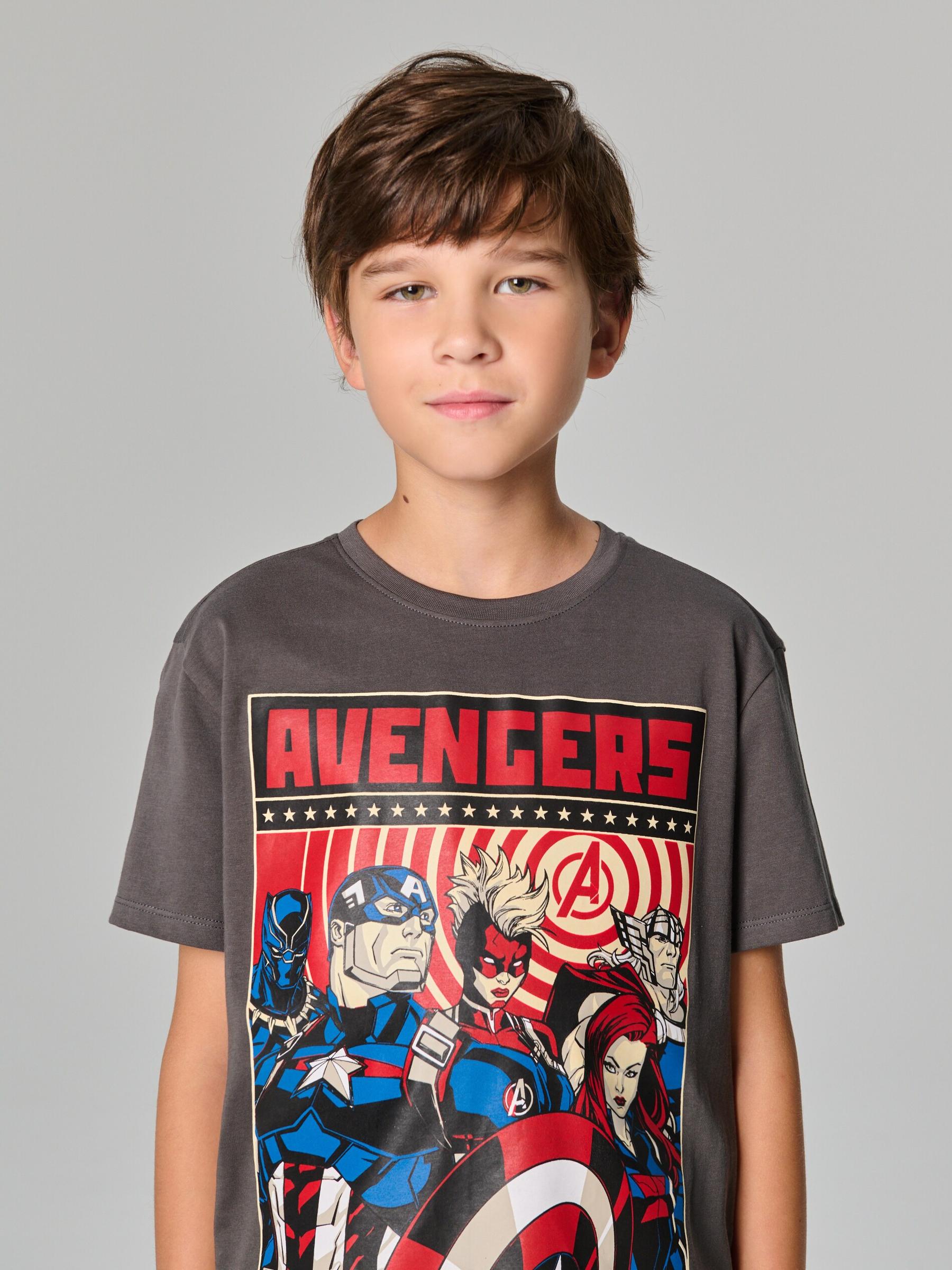 szary t-shirt nadruk Avengers