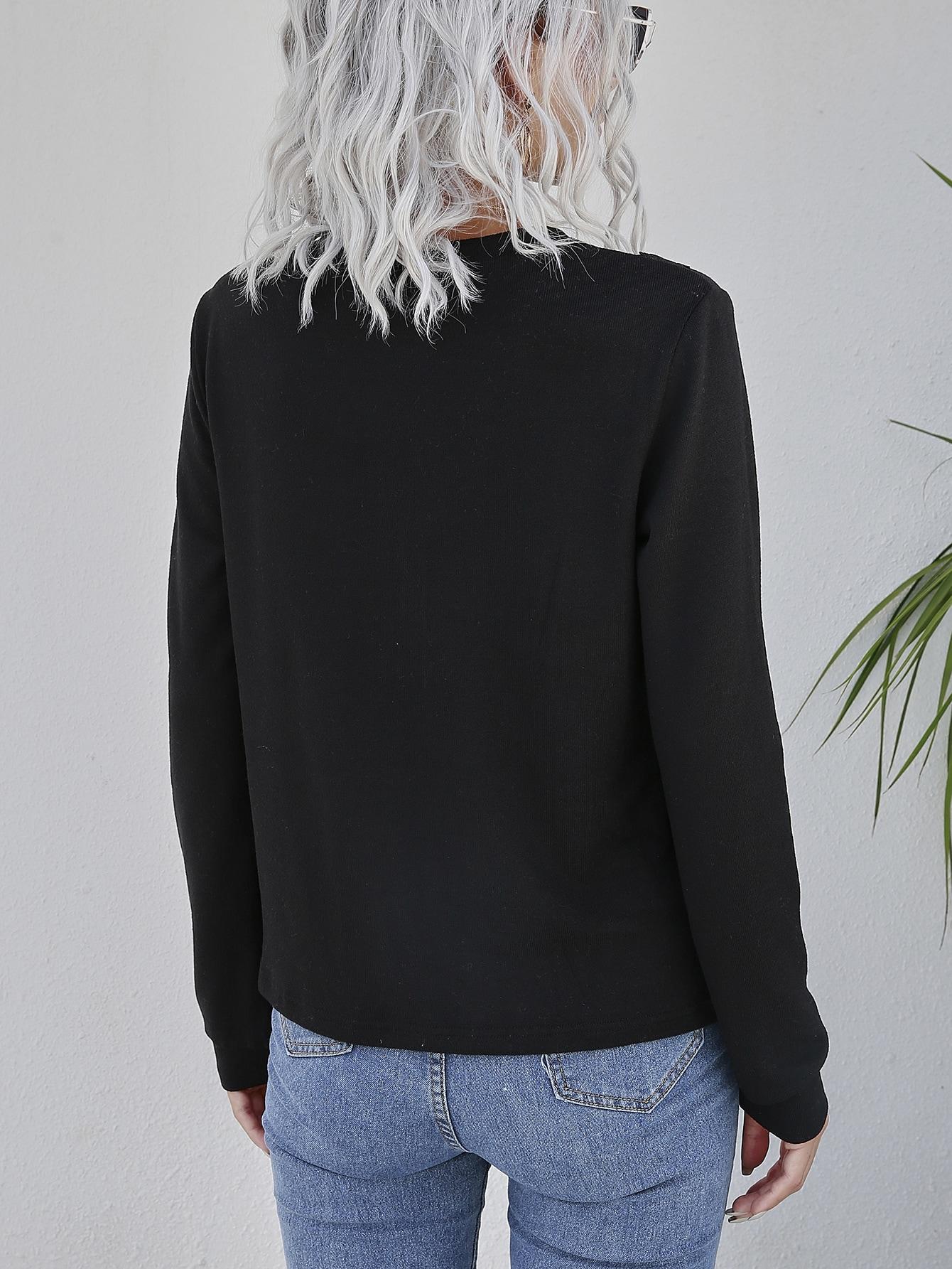 czarny sweter koronka