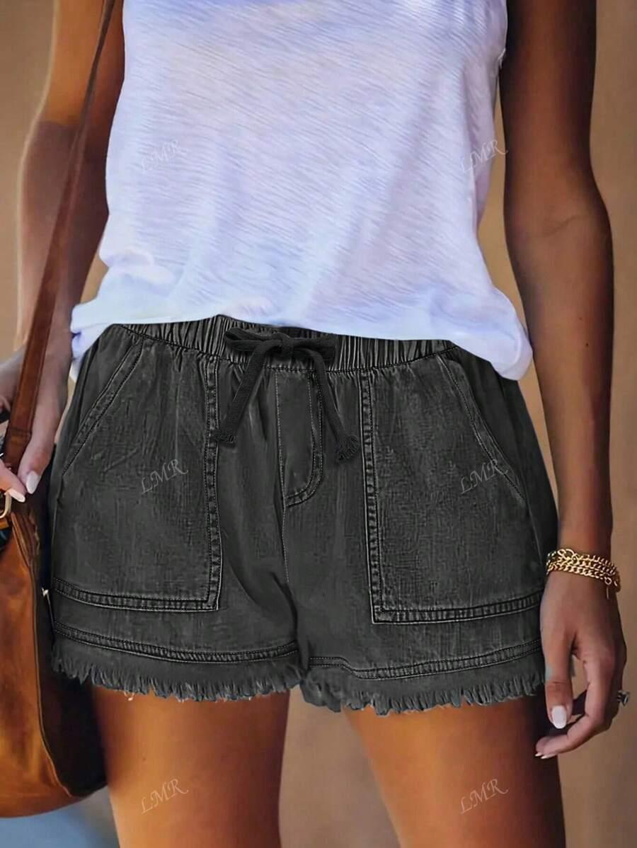 szare spodenki jeans