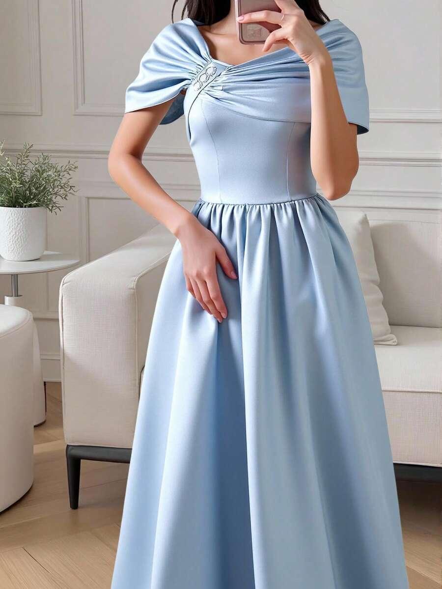 ELEGANCKA DOPASOWANA SATYNOWA SUKIENKA DLA NASTOLATEK