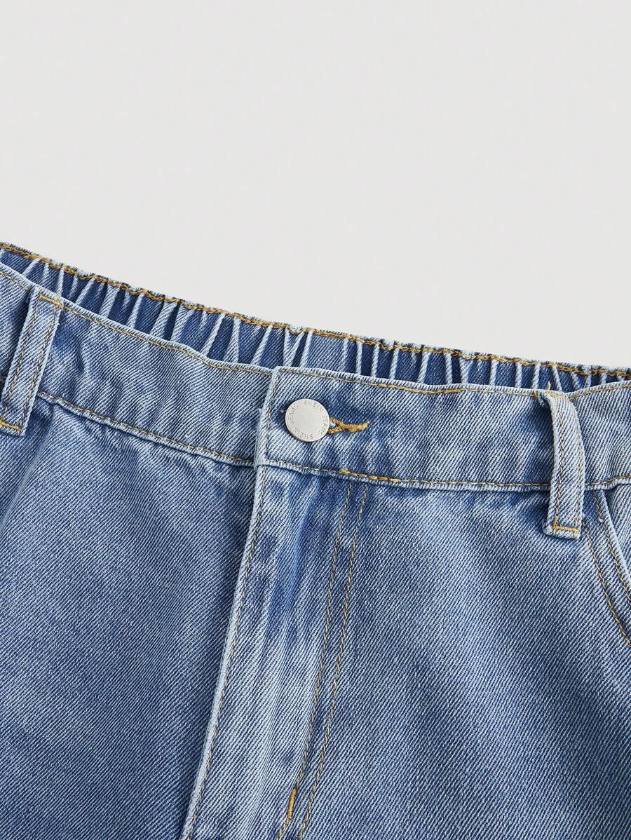 niebieskie spodnie jeans 