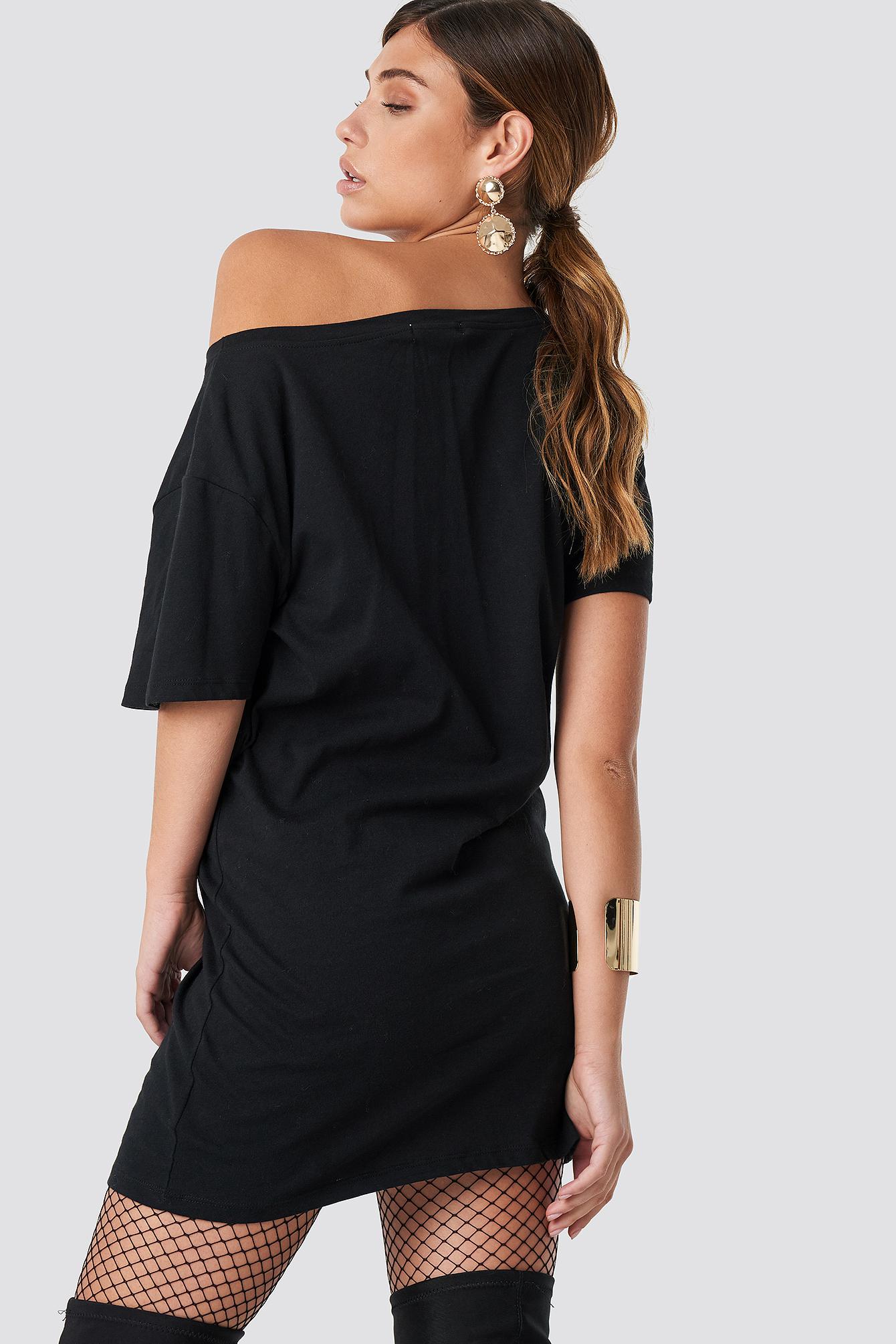 czarna mini sukienka basic