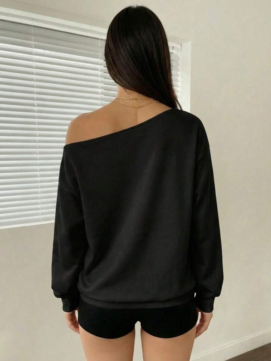 czarna bluza asymetria 