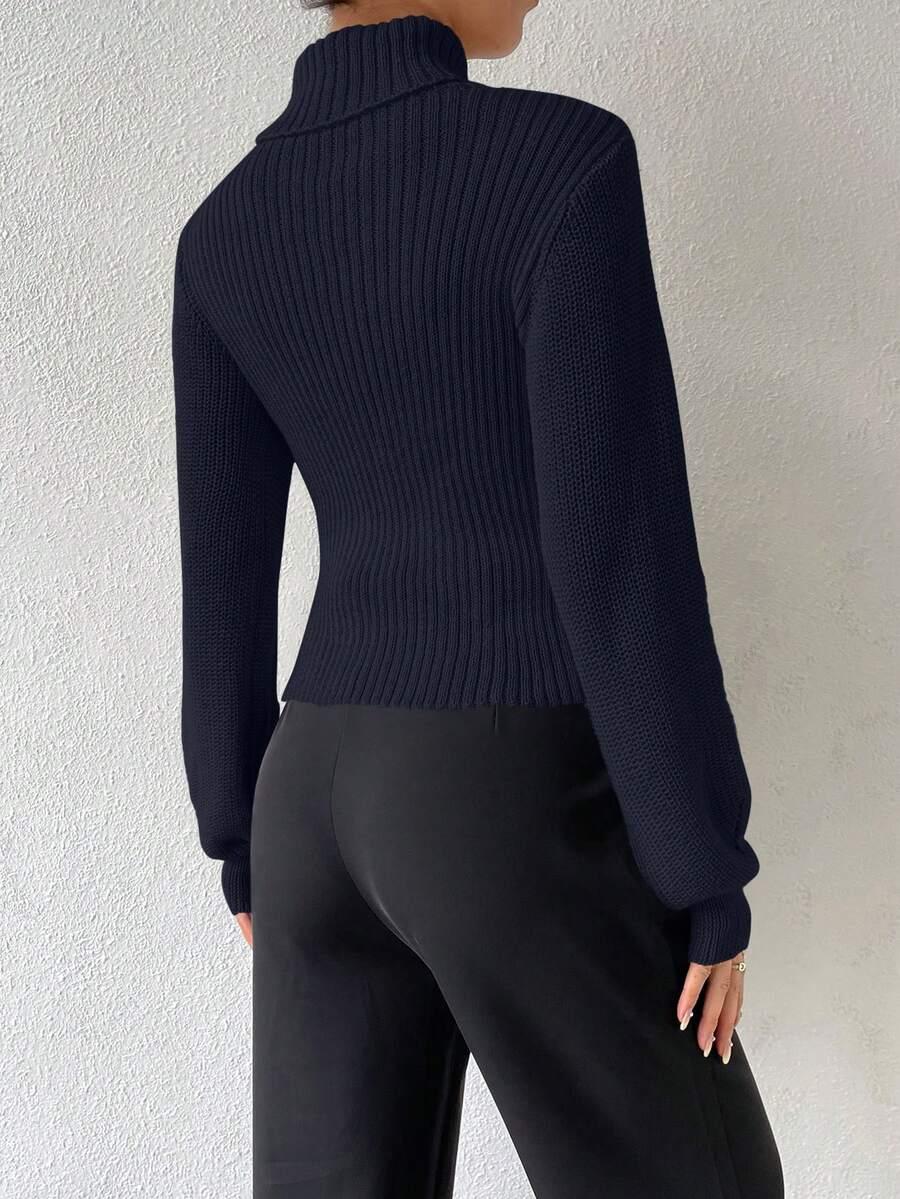 granatowy sweter dzianina