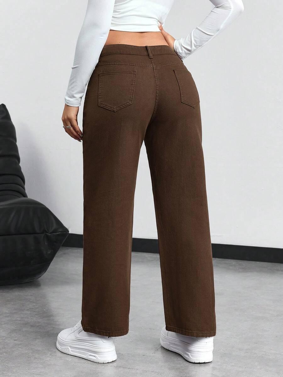 brązowe spodnie jeans 