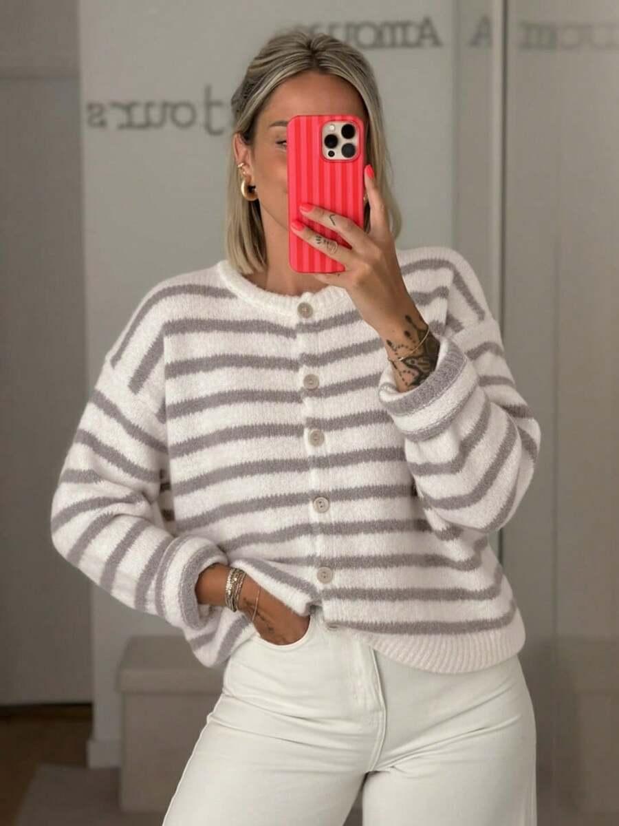 ROZPINANY SWETER PASKI