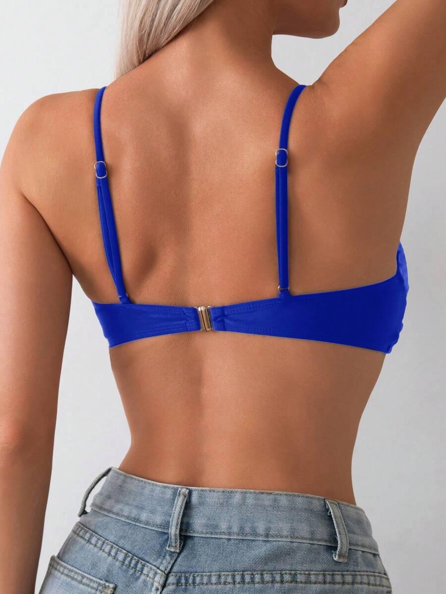 niebieska góra od bikini 