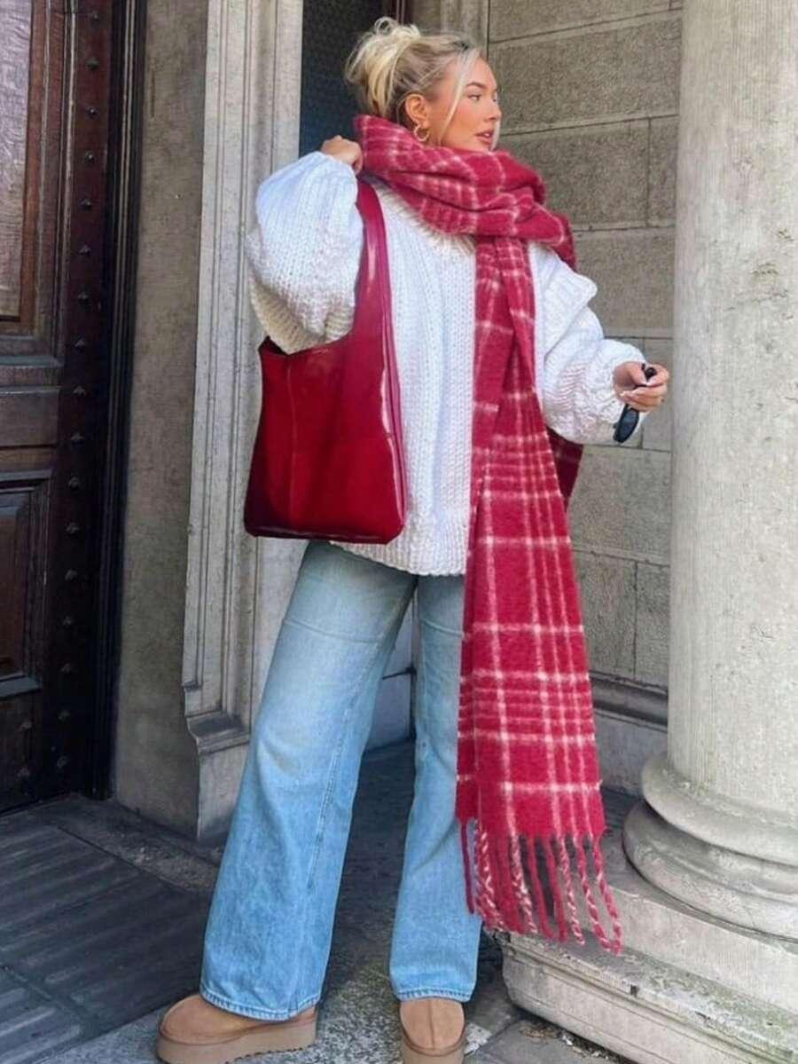 CZERWONY SZALIK FRĘDZLE