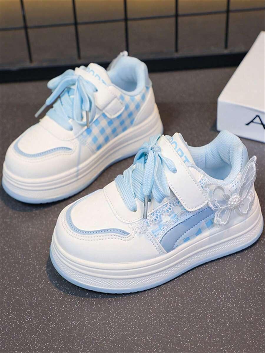 BUTY SPORTOWE ZDOBIENIE