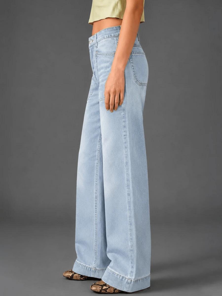 niebieskie spodnie jeans