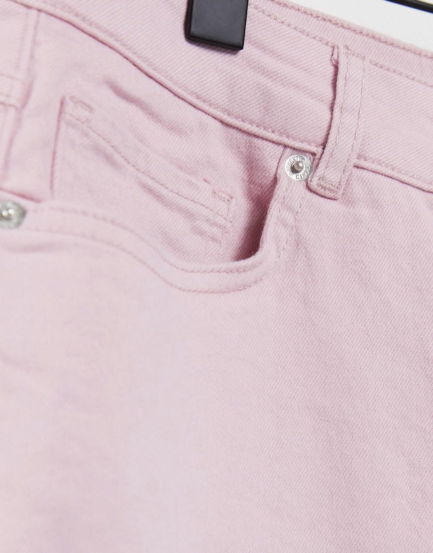 różowe spodnie jeans 