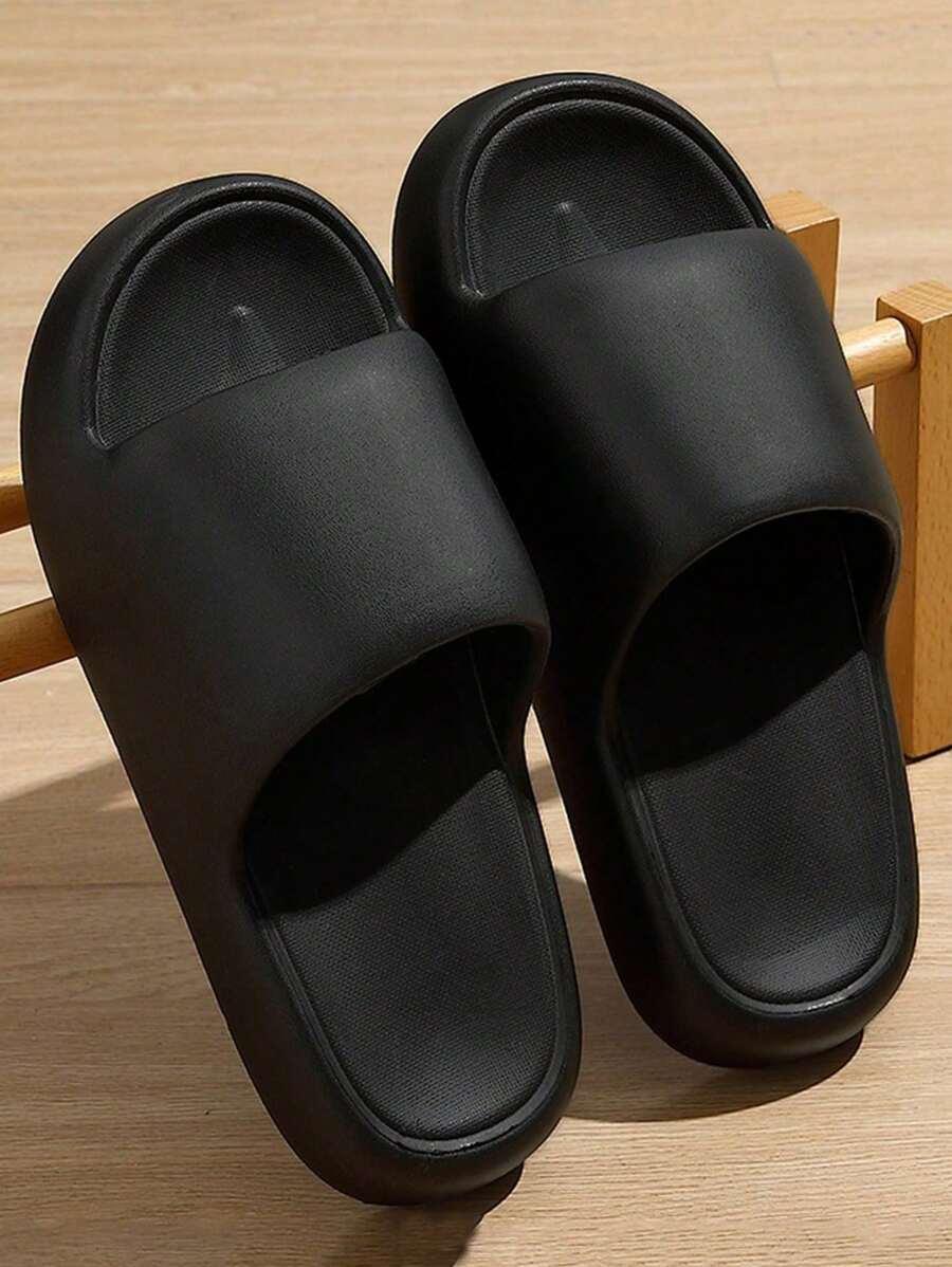 czarne klapki casual