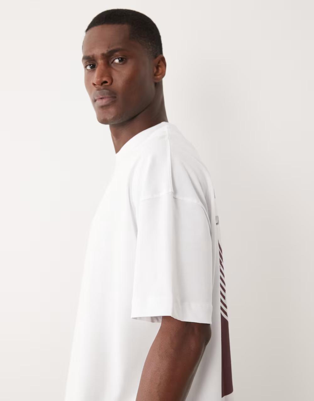 BAWEŁNIANY T-SHIRT OVERSIZE PRINT