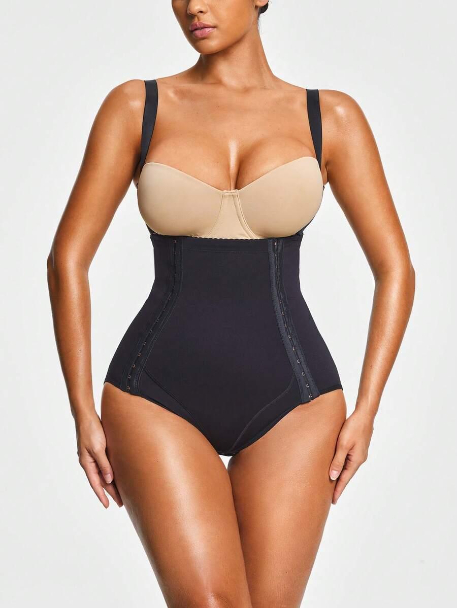 MODELUJĄCE KRÓTKIE BODY Z OTWARTYM BIUSTEM